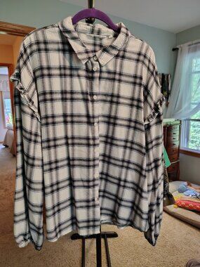 Candace Cameron Bure Large Plaid Button Front Shirt Soft Brushed Fabric